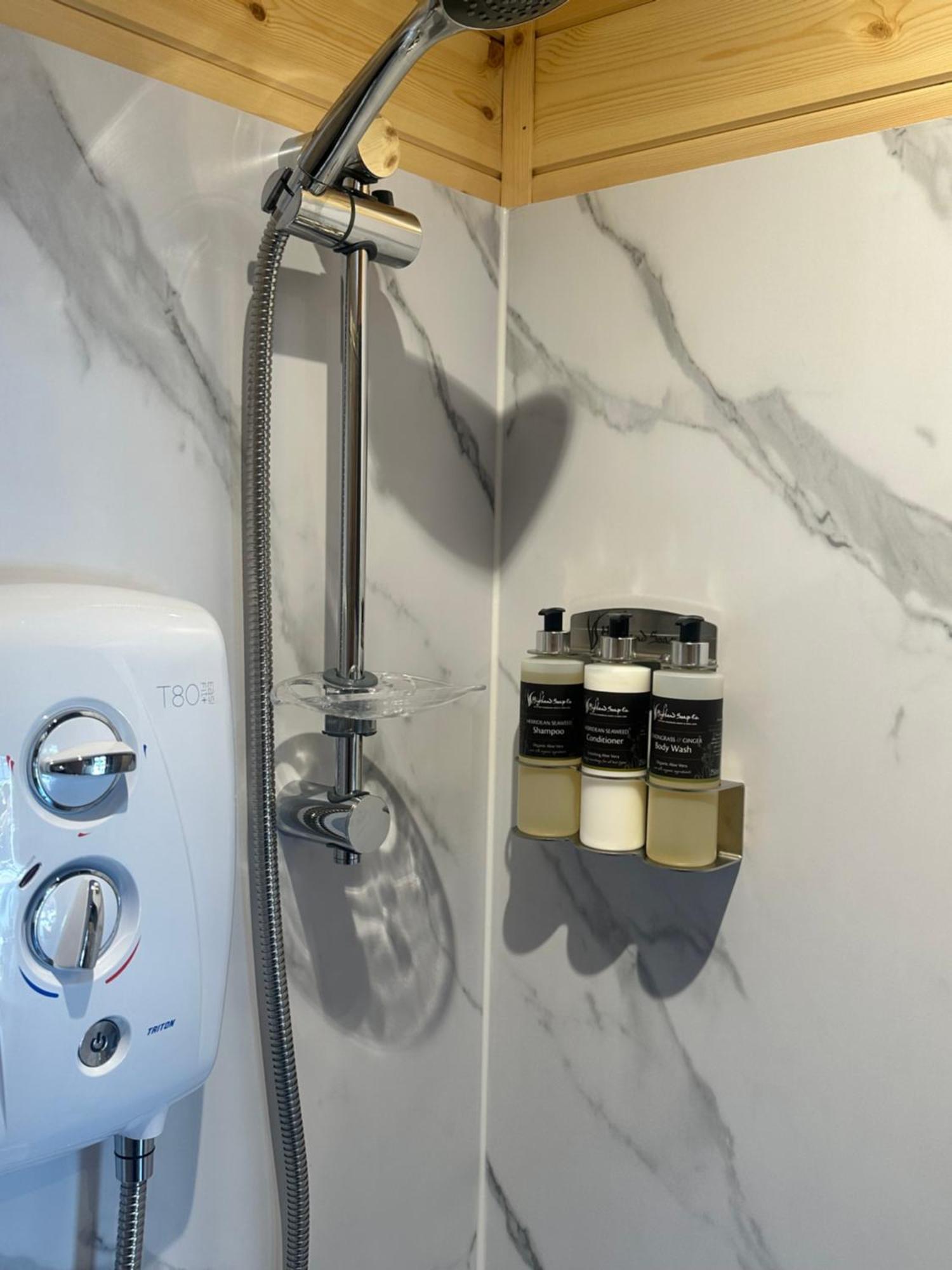 Coolsythe Pod Apartment Caol ภายนอก รูปภาพ